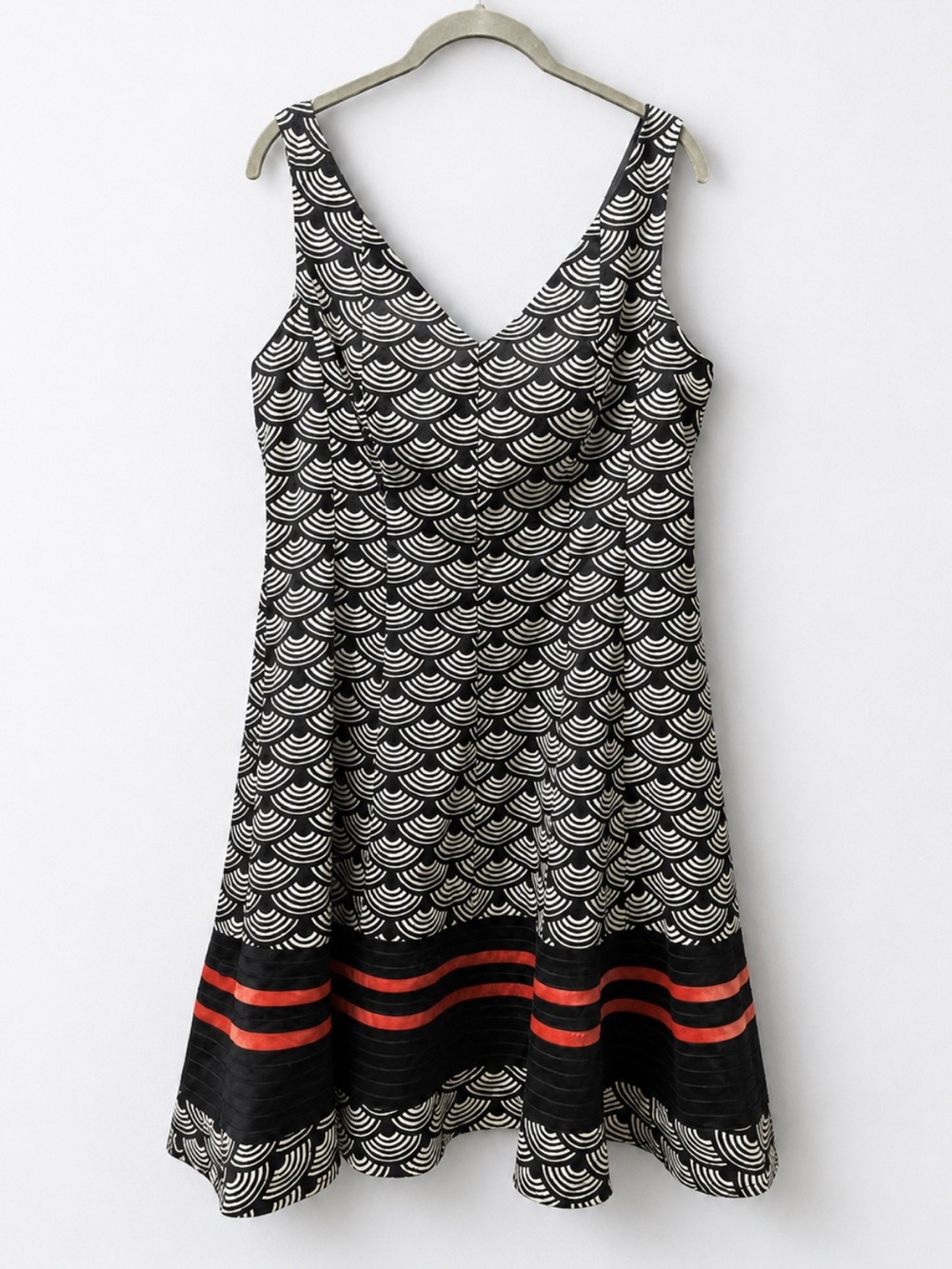 Nine West Scallop Fan Print Fit Flare Dress Black White Red Stripe NWT 14